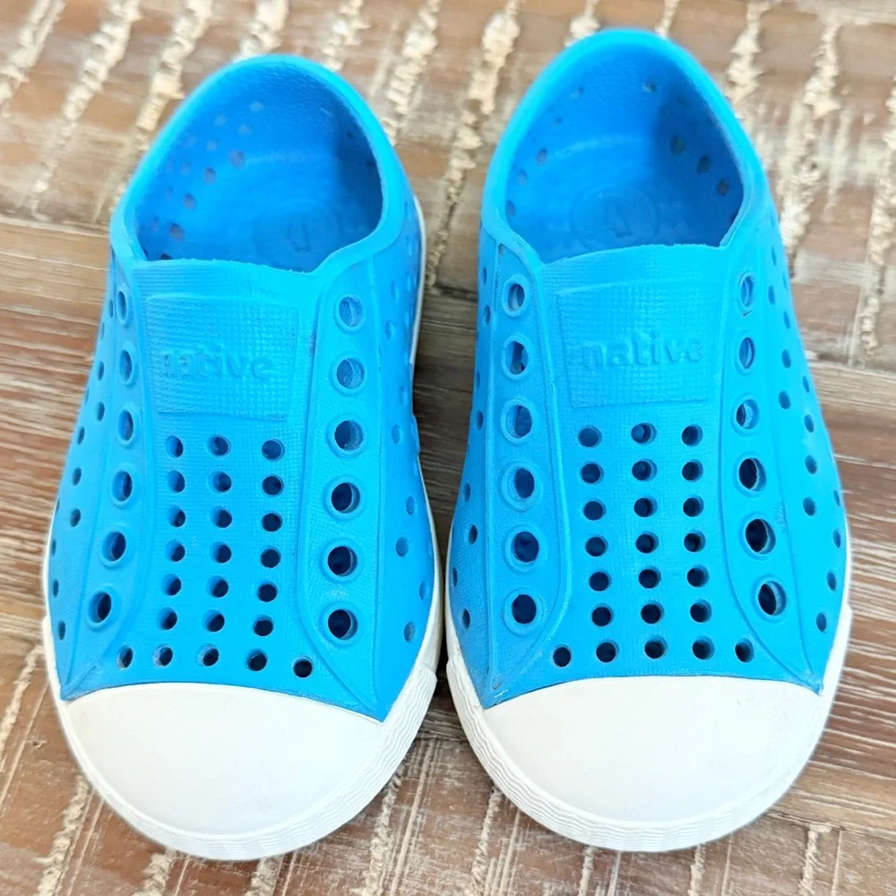 Native Jefferson Slip On shoes size C5